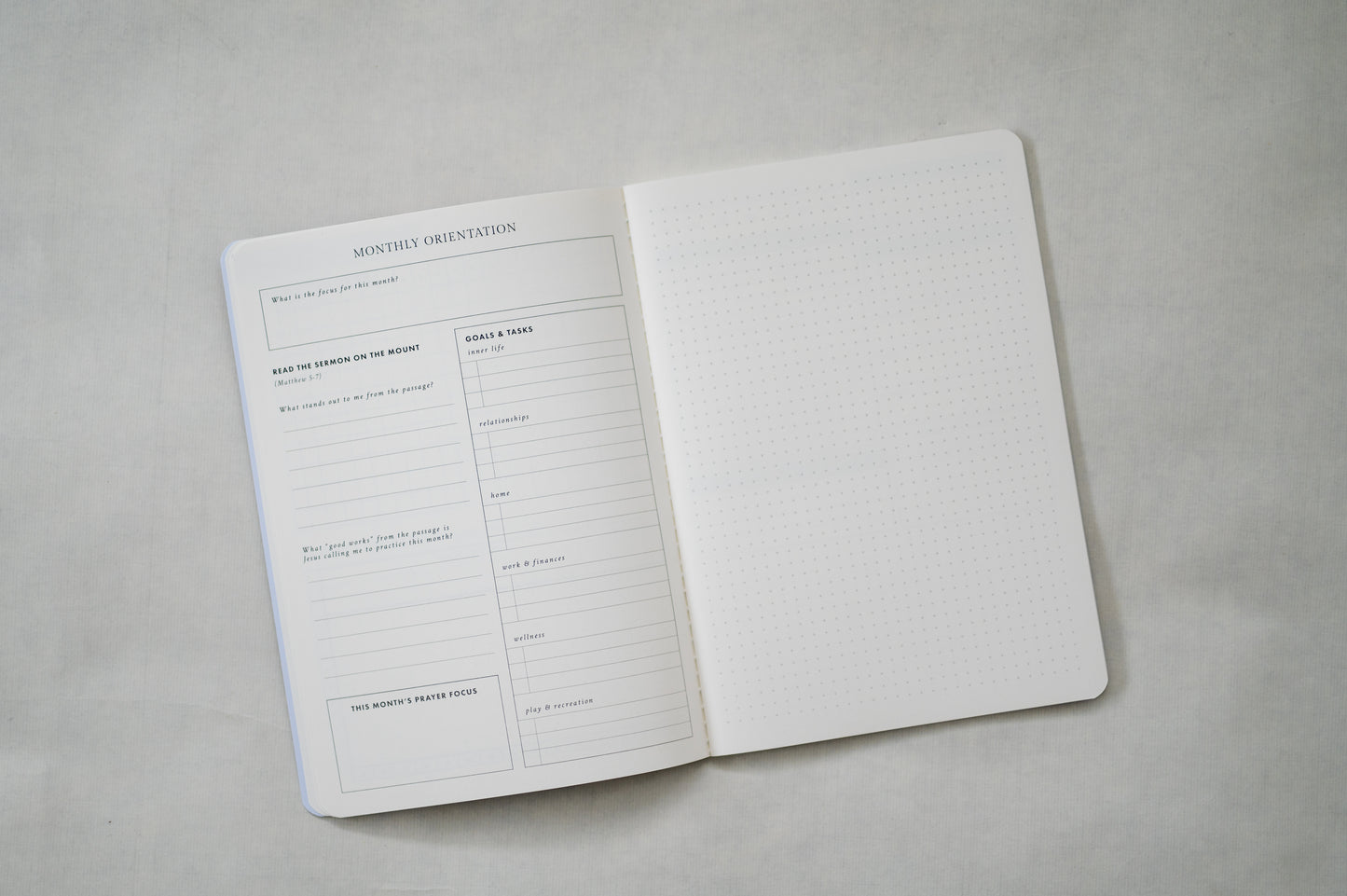 Monthly Clarity Planner [Keep and Remember Journal]