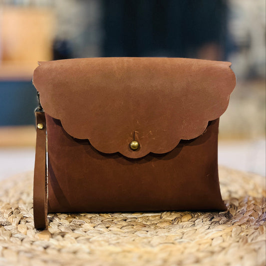 Scallop Leather Bible Pouch in Chestnut
